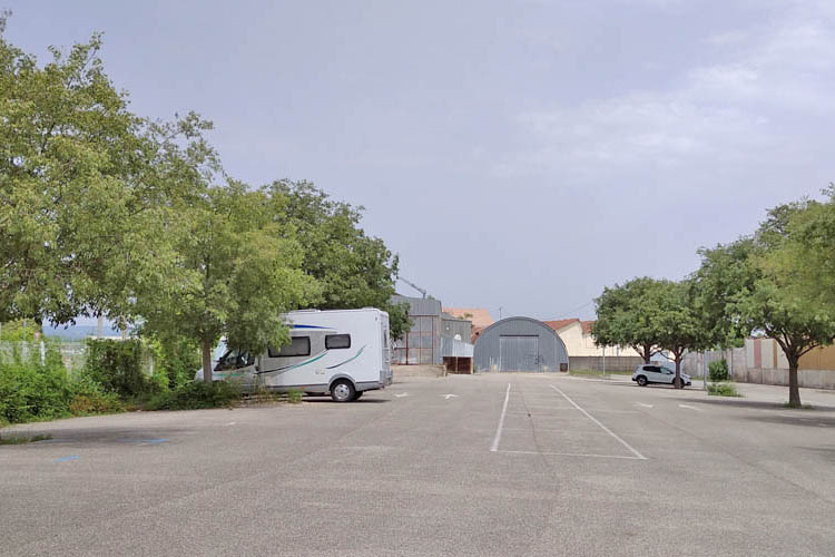 Bourg-Saint-Andeol-aire-camping-car [AirePark]