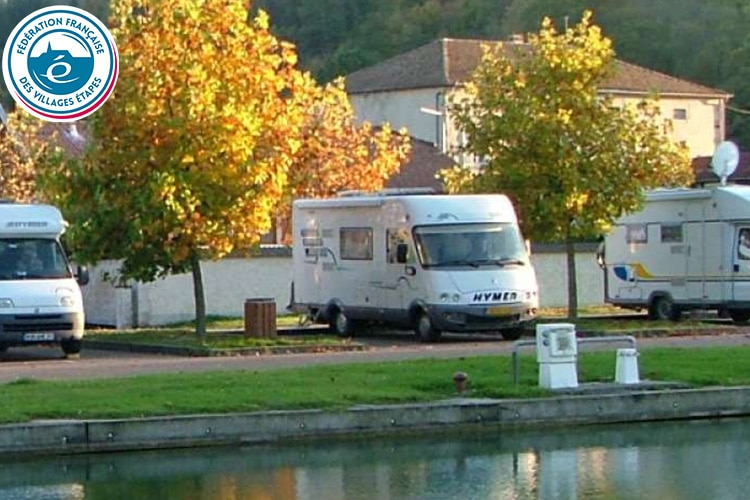 Ligny-En-Barrois-aire-camping-car-Airepark(2)