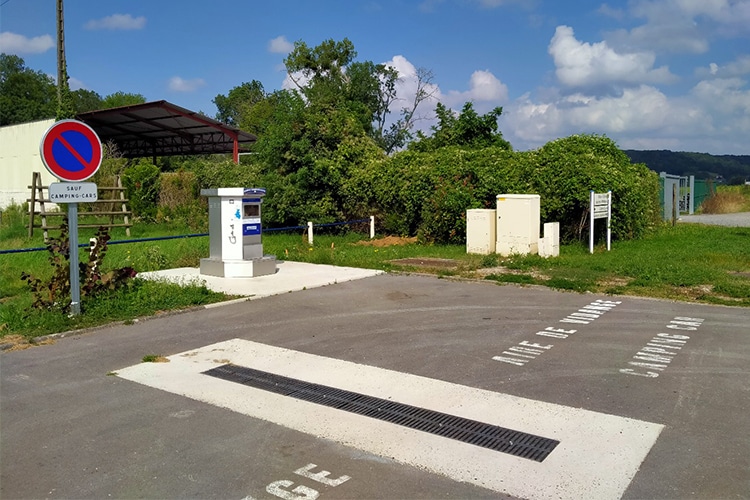 Ressons-le-long-aire-camping-cars-[AirePark]6