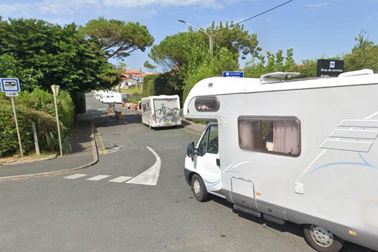 aire de camping-cars de Milady, Biarritz, entrée