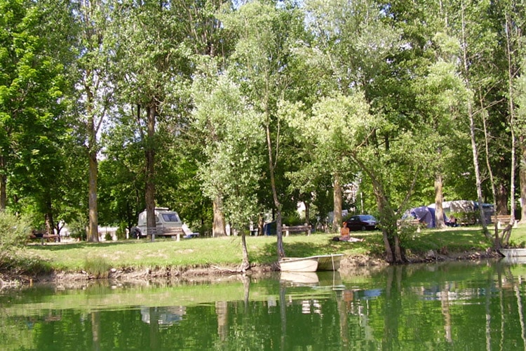 pont-en-royans-aire-camping-cars-AirePark(2)