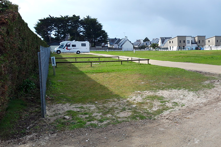 Île Tudy aire pour camping-cars 5