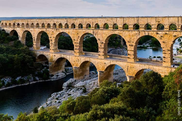 Aire de camping-car de Castillon-du Gard, Pont du Gard
