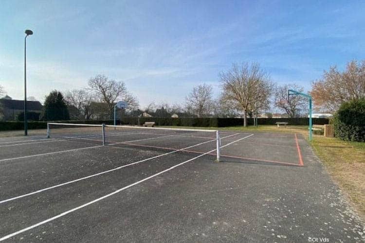 Saint-Bonnet-de-Rochefort motorhome park 3