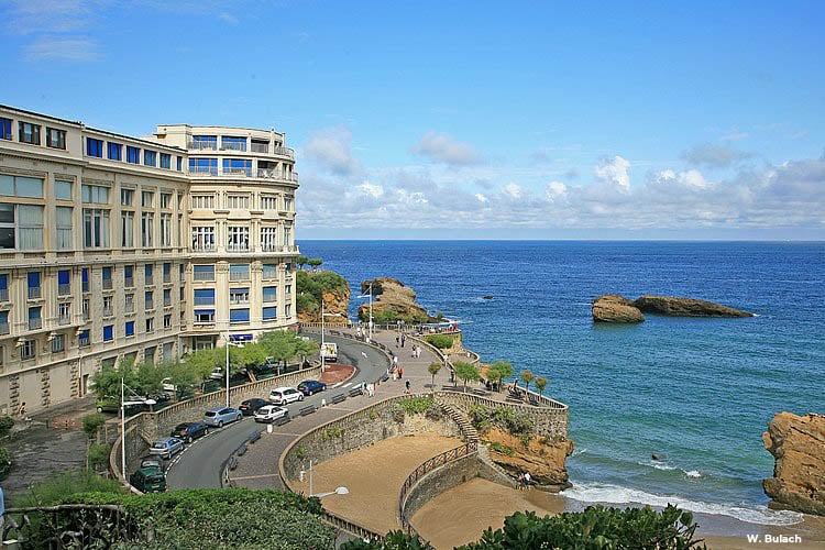 aire de camping-car de Biarritz vue sur la mer