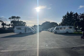 photo de Trégastel aire pour camping-cars