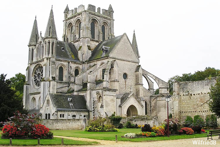 Photo de l'église historique Saint-Yved de la ville de Braine