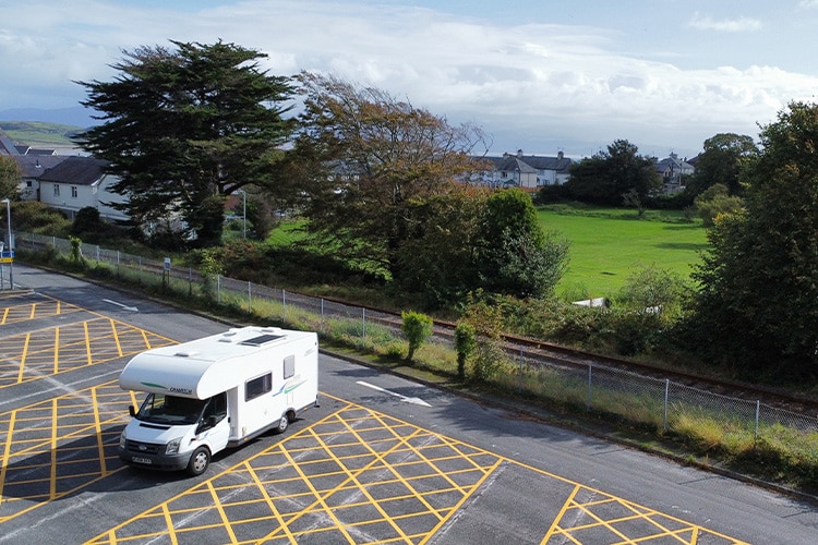 Photo du parking de l'aire pour camping-cars de Maes à Criccieth