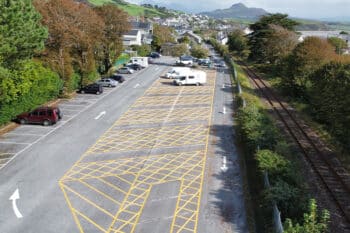 Photo of the car park at the Maes motorhome park in Criccieth