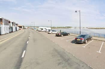 Photo du parking de North Quay de l'aire pour camping-cars de Pwlheli