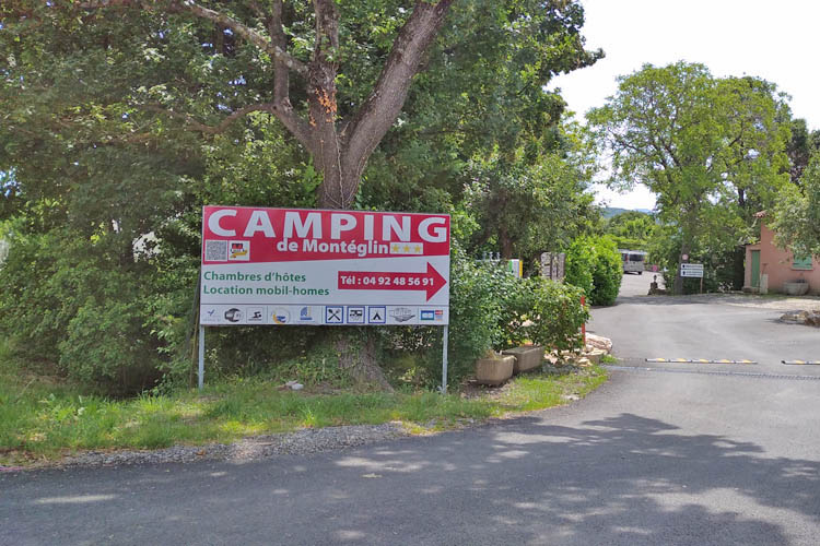 Laragne-Montéglin-aire-camping-cars