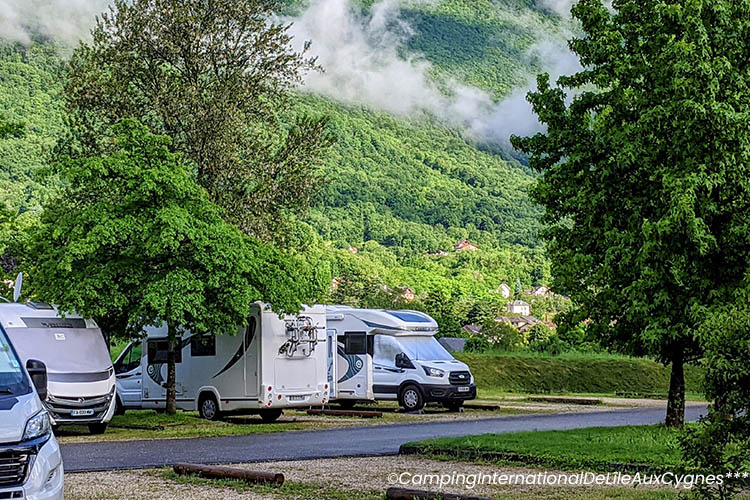 Bourget du Lac aire pour camping-cars