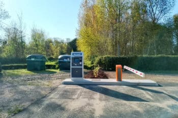 Saint Martin de Sanzay aire pour camping-cars 3