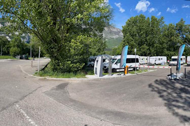 Sassenage aire pour camping-cars (13)