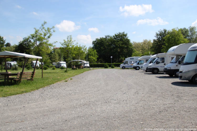 Bellerive-sur-Allier aire pour camping-cars 3
