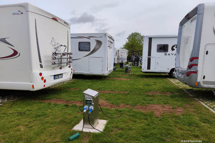 Fort-Mahon-Plage aire pour camping-cars 10