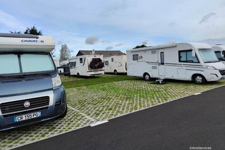 Fort-Mahon-Plage aire pour camping-cars 12
