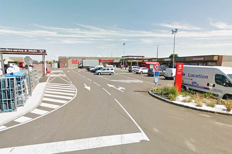 aire-pour-campings-cars-creance
