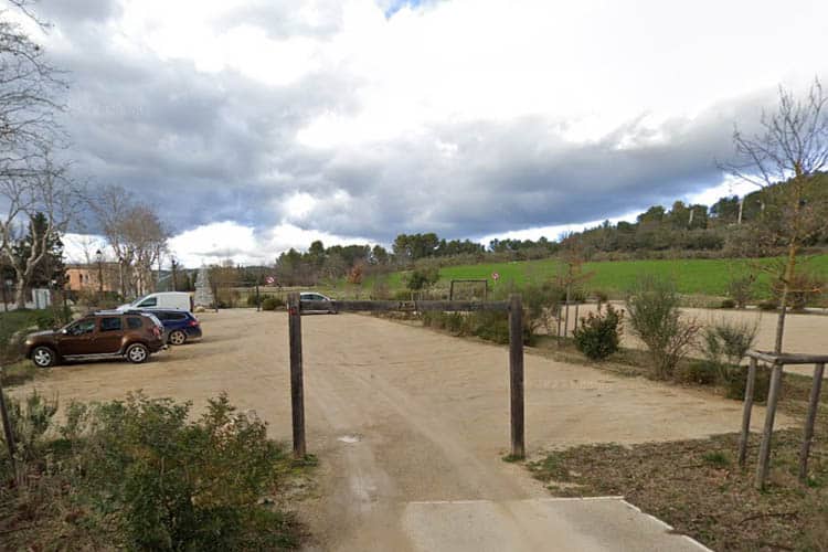 Beaureceuil aire pour camping-cars